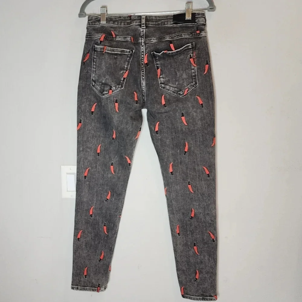 Scotch & Soda Pepper Embroidered Slim‎ Boyfriend Grey jeans.  Size 26.